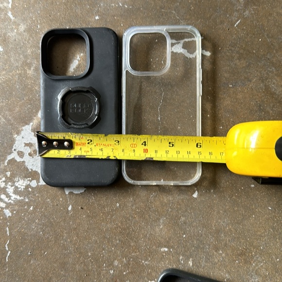 Quad lock iPhone case and clear case - Picture 2 of 3